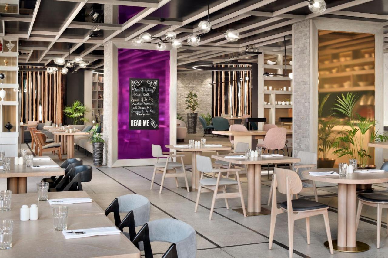 Marriott Executive Apartments Manama, Bahrain Exterior foto Restaurant interior